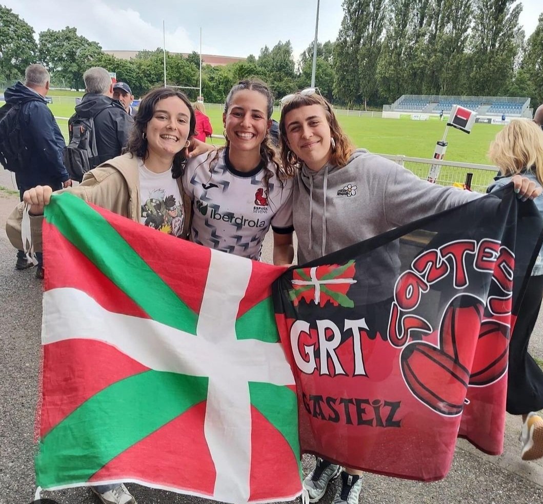 GAZTEDI RUGBY (@gaztedi_rugby) on Twitter photo Buenísima actuación de Claudia en la selección española sub 18 en el europeo.
Zorionak!
<a href="/Araba/">Arabako Foru Aldundia | Diputación Foral de Álava</a>
<a href="/VitalFundazioa/">Fundación Vital</a>
<a href="/ferugby/">España Rugby</a>
#rugbyfemenino Buenísima actuación de Claudia en la selección española sub 18 en el europeo.
Zorionak!
<a href="/Araba/">Arabako Foru Aldundia | Diputación Foral de Álava</a>
<a href="/VitalFundazioa/">Fundación Vital</a>
<a href="/ferugby/">España Rugby</a>
#rugbyfemenino