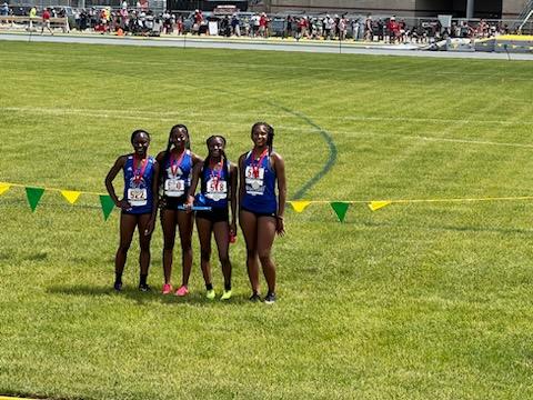 DCuttill's tweet photo. Congratulations to @KennilynSprint and the 4 x 1 Relay team taking 2nd with a 48.88 and qualifying for Texas! @BeeLinked @ZBGirlsBBALL @zbgirlsflag https://t.co/g4kWJBmouY