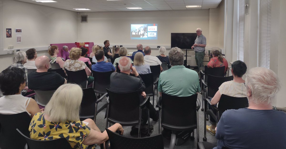 IBGtrManchester's tweet image. Dolores Long and Chris Carson spoke in Salford about the Spanish Civil War and the International Brigade. Thanks to everyone who came along to Eccles Library and to Salford Community Leisure for their support. @SalfordCouncil @SalfordLeisure @IBMT_SCW