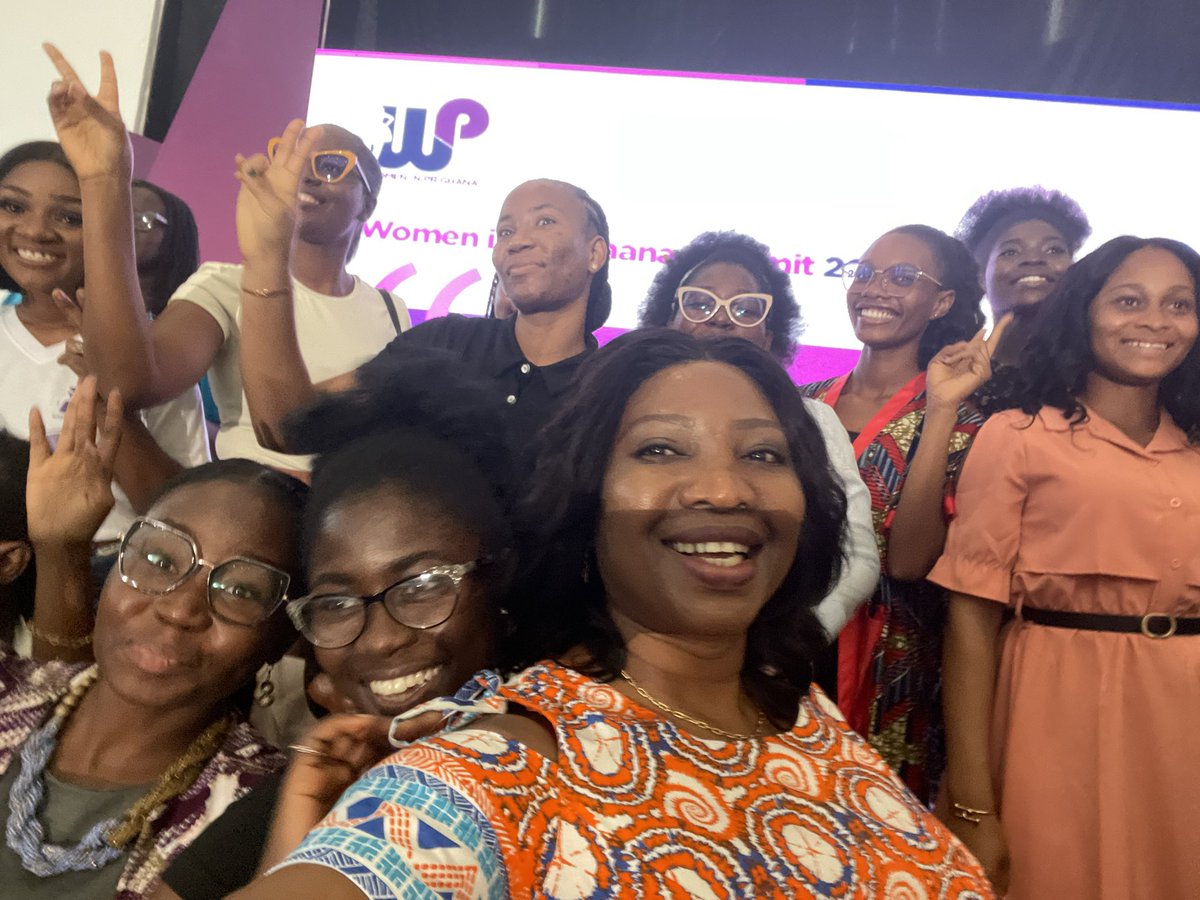Solaceama's tweet photo. Insights from @Esther_Cobbah President of @iprGhOfficial 
⁃PR people are Social Doctors, they deal with the hearts and minds. 
⁃Empathy is at the heart of communication.
⁃Growth and comfort cannot coexist. 
#WomeninPRSummit2024 https://t.co/yD0mg2Imi5