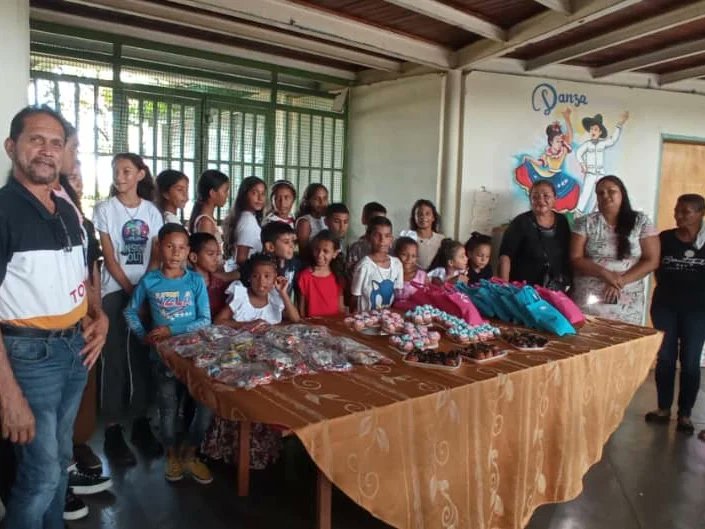 Fundación Regional El Niño Simón Bolívar. tweet media