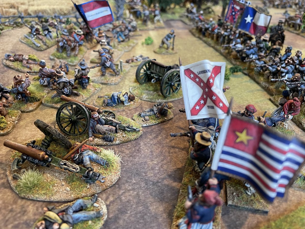 CigarBoxBattle's tweet photo. Awesome 28mm ACW miniatures! #acw #battleofgettysburg #battleofshiloh #figurepainting #warlordgamesblackpowder #25mmacw #fireandfury #johnnyreb #battleoffranklin
https://t.co/AsvJwYDijy https://t.co/BaXBulpnxR