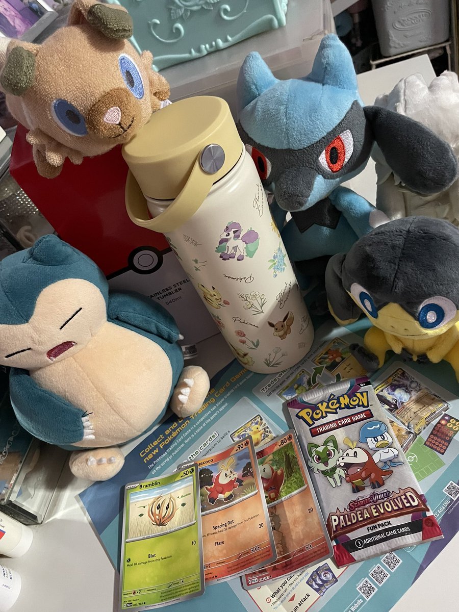 micsheldon1's tweet photo. How beautiful it is 🥰🥰love them all
🖤🩷
#fployalty #pokemongo #tradingcard https://t.co/4StrHE7BUI