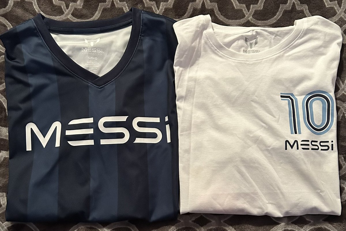 Felix51223307's tweet photo. Forgot yesterday mail call thanks JCPenney front and back  Messi #10messi https://t.co/ZNuGC3nA89