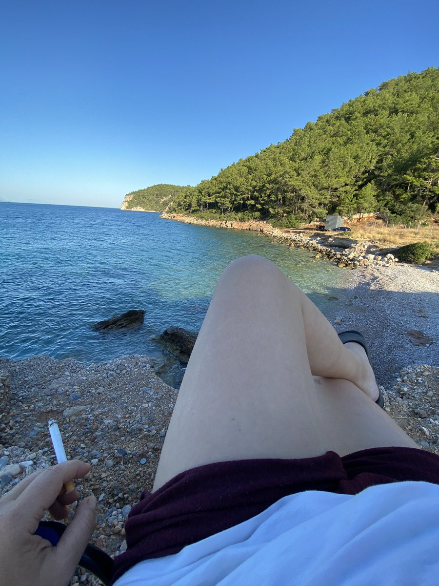 Eticangaa2's tweet photo. Bebiş kadar bir koydan güno ⛺️💙 https://t.co/NQBlcrKovC