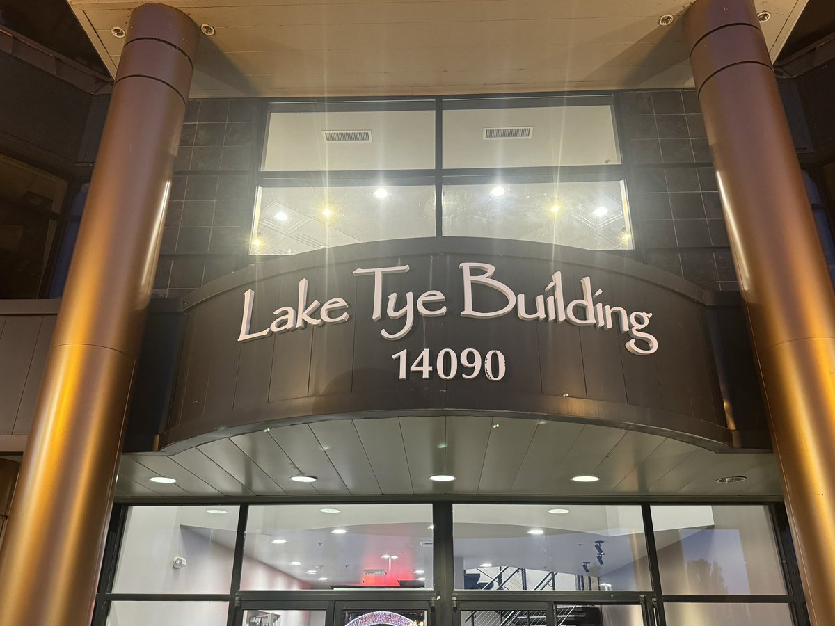 Someone in Monroe Washington is an absolute madlad.