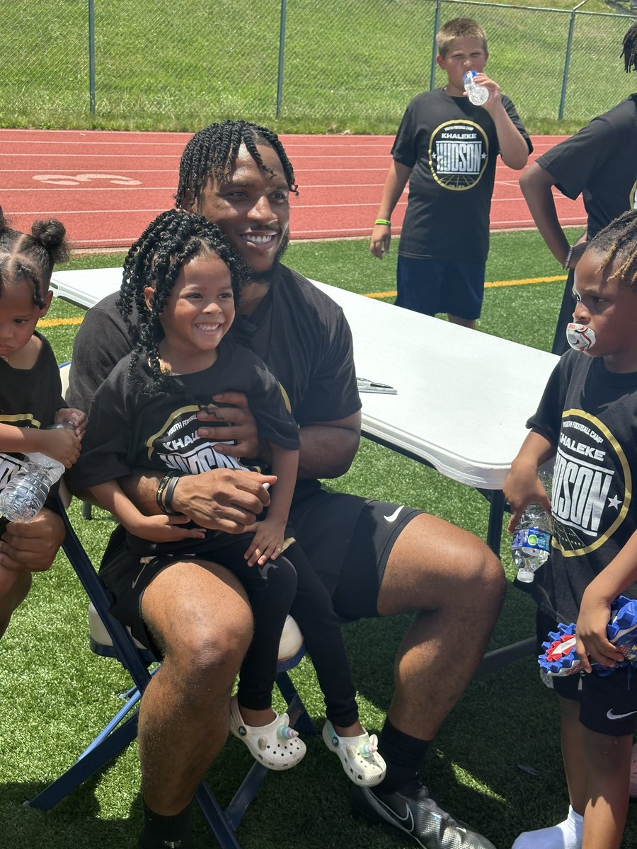 WanzoDr's tweet photo. MASD alumni and New Orleans Saints player, Khaleke Hudson, held his annual camp today.  It was a phenomenal event. After the camp, the campers were treated to a pool party. #MASD #Football #Togetherwecan https://t.co/17RXS38D2x