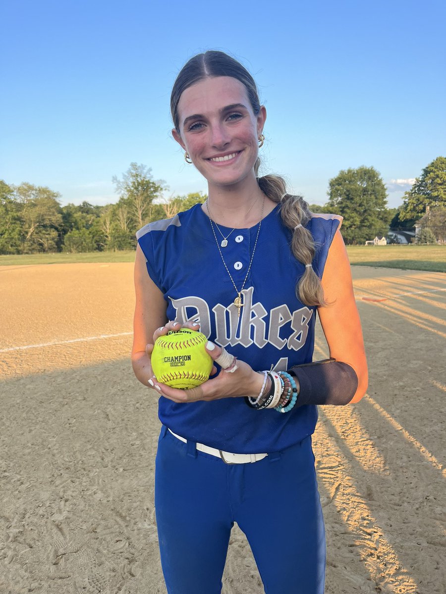 nj_LadyDukes18u's tweet photo. Your Lady Dukes with an impressive showing @TNTTournaments going 6-0! Their bats, pitching &amp; defense were as hot as the temperature 🥵🔥Coaches, we appreciate your attention &amp; coming to see us play. #DUKESHITNUKES @Ladydukesnj https://t.co/Zwy8LyQCEh