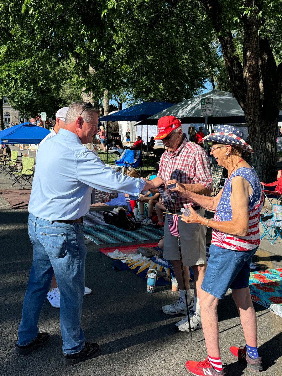 JackSmithAZ's tweet photo. Had a great time walking and talking with neighbors before the Rodeo Parade in Prescott. Then joined the Republican Women of Prescott (RWOP) with their float in parade.  Awesome time spent with everyone. https://t.co/ngQuBOm7SQ