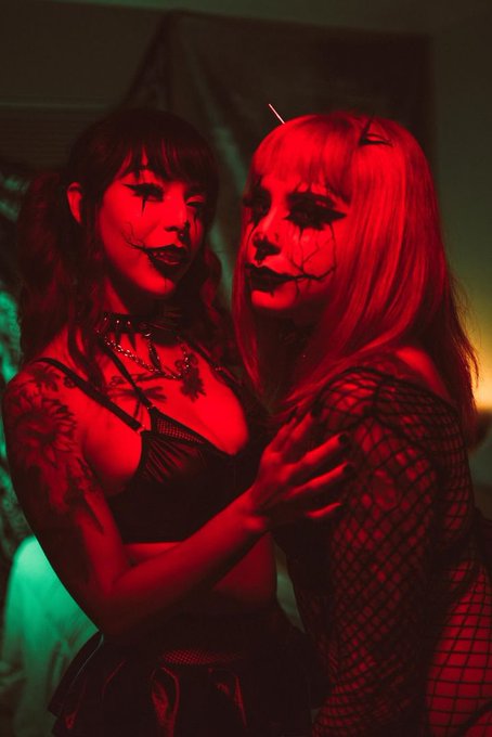 Had so much fun shooting with  @alicialilred 😈❤️&zwj;🔥🎪  📸 @TommyEureka https://t.co/6wfOTtiJuK<a class="tags" target="_blank" title="On Twitter" href="/?out=eyJ0eXAiOiJKV1QiLCJhbGciOiJIUzUxMiJ9.eyJpYXQiOjE3MjI0MTk0MDUsImlzcyI6InR3cG9ybnN0YXJzLmNvbSIsIm5iZiI6MTcyMjQxOTQwNSwiZXhwIjoxNzUzOTU1NDA1LCJyZWRpcmVjdF91cmwiOiJodHRwczovL3R3aXR0ZXIuY29tL2FsaWNpYWxpbHJlZCJ9.HgAVEczWLUkw7-WUykUQ8FcYsqsW_aqHiRHR_K_GnVduNXf18nUd34cu7Nsy8EjyT1LGw1ERo3vz-tRjAxdMJQ">@alicialilred</a>