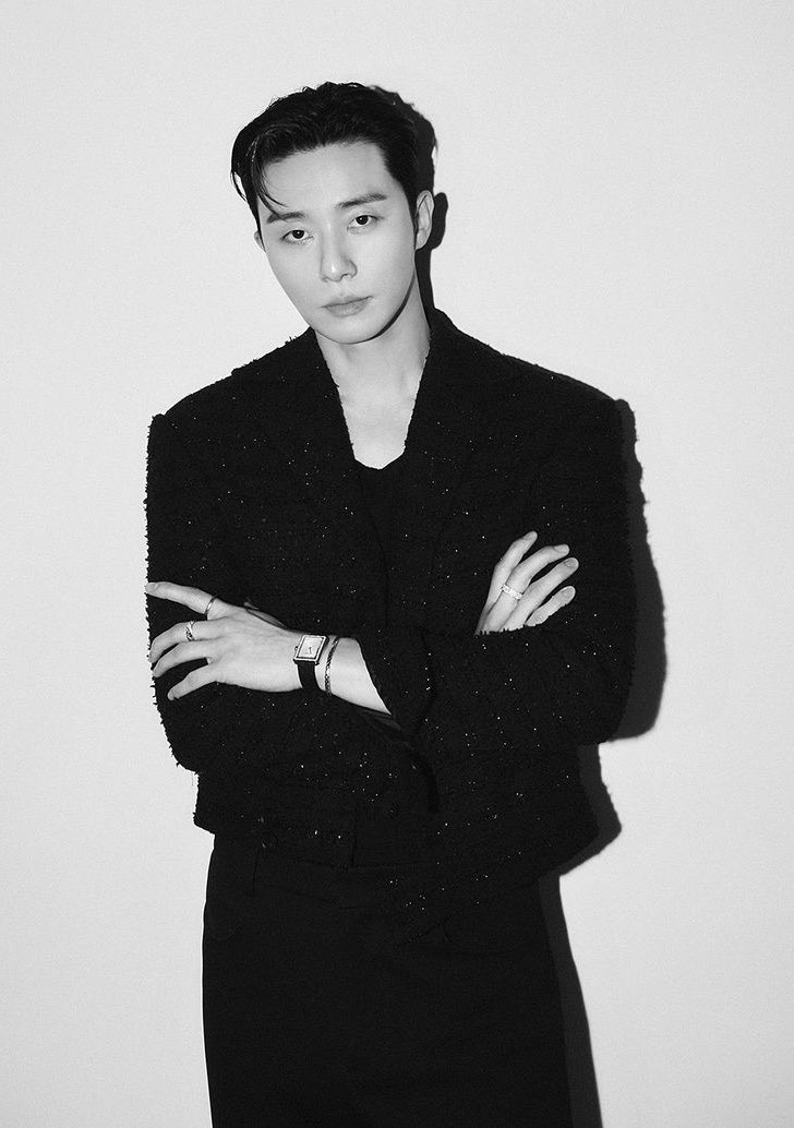 parkseojoonbr's tweet photo. he’s so cool https://t.co/dzHGTn5Ar6
