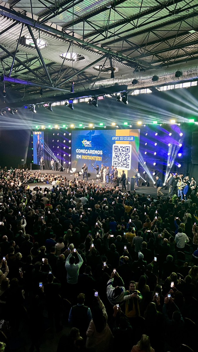 BolsonaroSP's tweet photo. 🇧🇷Chegamos ao fim do 1º dia do maior CPAC já realizado na Am. Latina!

Sempre muito bom ver como @jairbolsonaro e a direita seguem fortes no Brasil, mesmo lutando contra a opressão

Amanhã teremos @JMilei e farei meu discurso com um recado muito importante para o país. Até! https://t.co/cWBZBEjuQ1