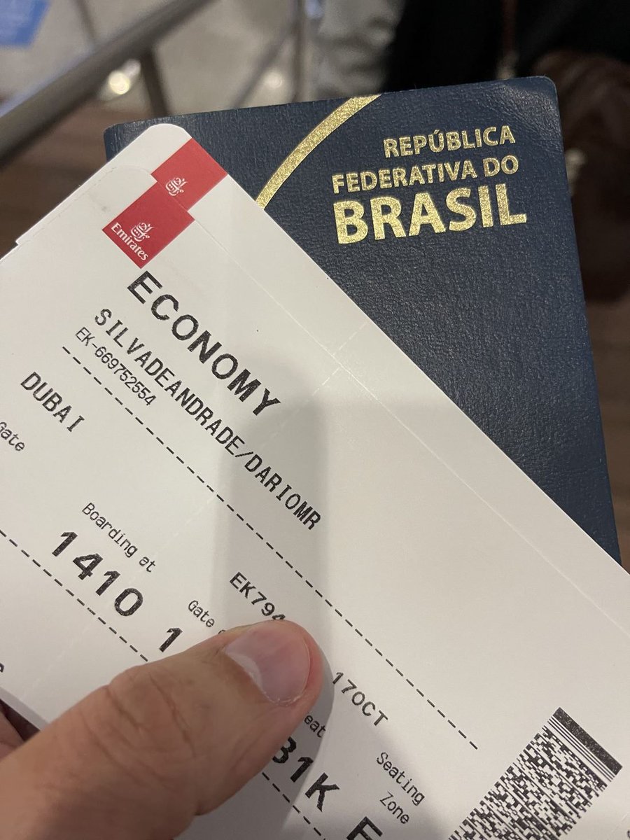 DarioSide's tweet photo. Cada projeto concluído é como um carimbo no passaporte: uma lembrança de que conseguimos superar mais um desafio. 🛂🏆 https://t.co/3SssgiDL27