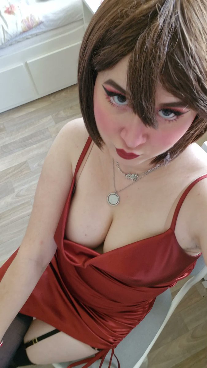 arinachu_'s tweet photo. how I look with they/them in my bio https://t.co/WlDxUveSyR