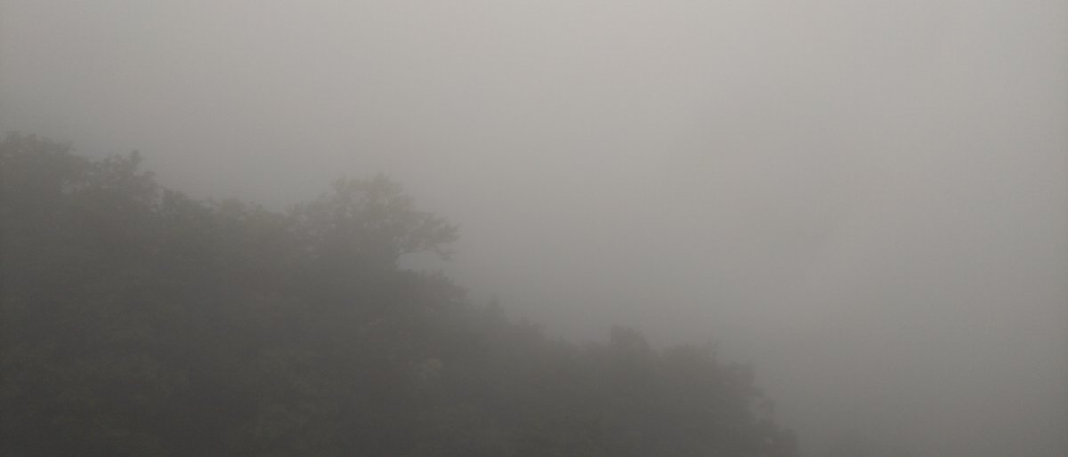 UsuzanRopeway's tweet photo. おはようございます！  
現在の有珠山の天気は曇☁️山頂の気温は18℃    
本日の有珠山は朝から濃霧で視界不良となっております。
登山される方はお気を付けください。

ロープウェイ🚠8:15〜17:30     
 #USUテラス #ロープウェイ #お出かけ #絶景 #テラス #新緑 #有珠山 #有珠山ロープウェイ #洞爺湖 #昭和新山 #北海道