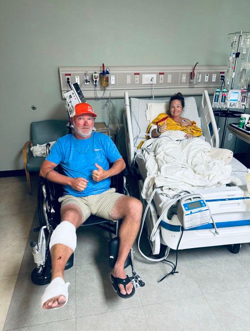 imurpartha's tweet photo. Couple Recovering in Hospital After #SharkAttack

A North #Texas couple, Tabatha and Cary Sullivent, are recovering in the hospital after being injured in a shark attack on #SouthPadreIsland on the Fourth of July.

#Shark #Sharkbite #SharkWeek #sharks #Jaws #TexasBeach https://t.co/AnW0uHog70