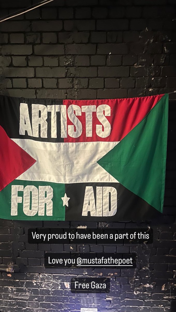 DanielCaesarBR's tweet photo. ARTISTS FOR AID! “Muito orgulhoso de ter feito parte disso. Te amo @/mustafathepoet. Gaza livre” 💙🇵🇸

📲 Daniel Caesar via Instagram stories https://t.co/JkHsPKJZYL