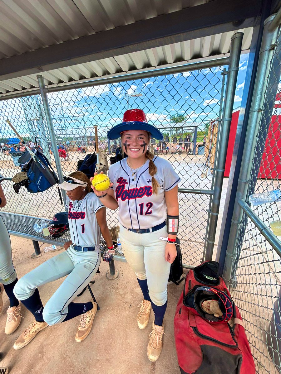 Saige Herbst tweet media