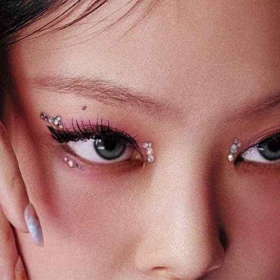 ִֶָ (@jnkf0lder) on Twitter photo 