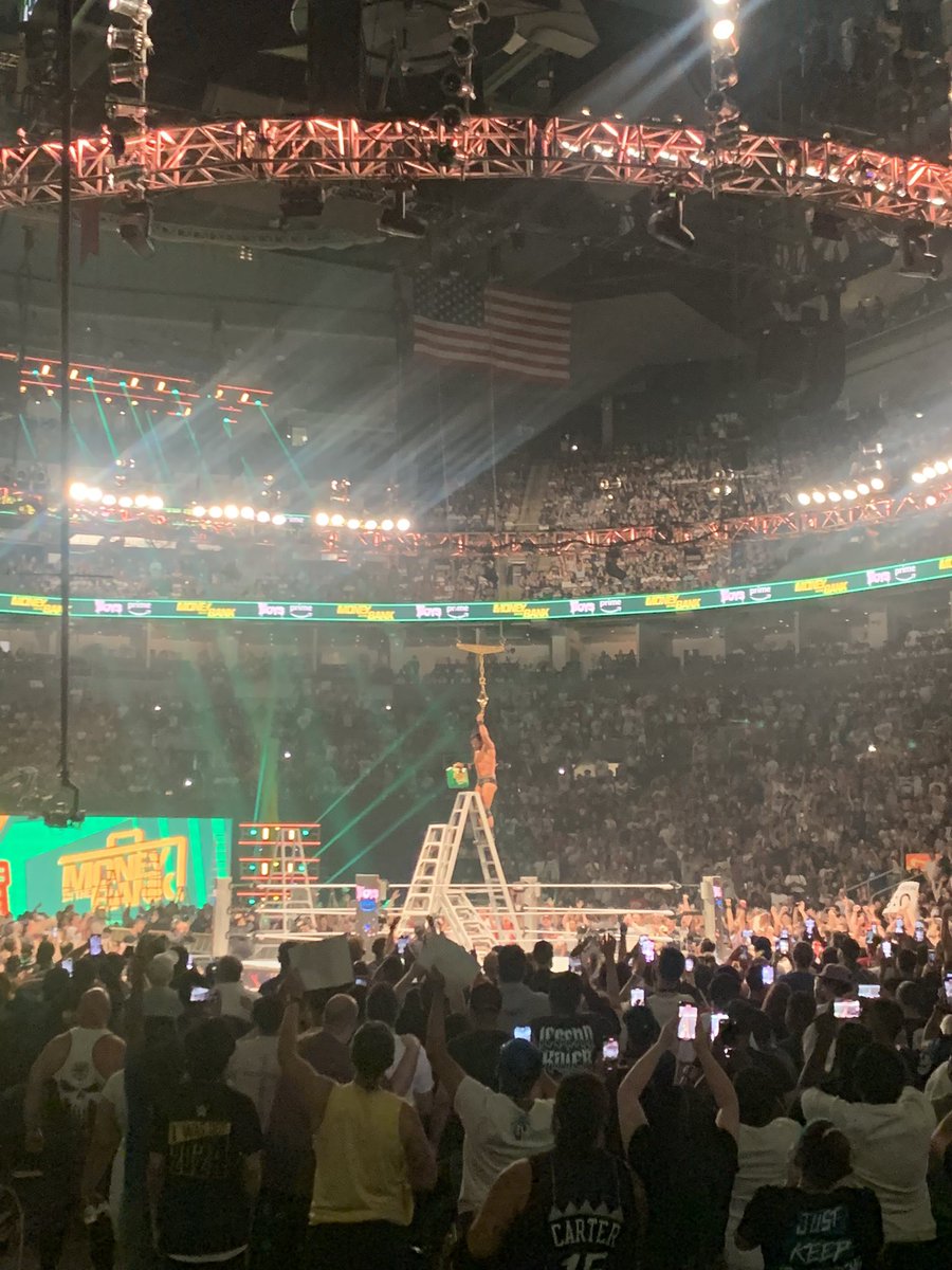 rameenhasan10's tweet photo. Money in the bank! #MITB https://t.co/rqrYSRwFRO