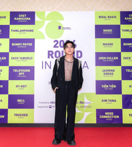 News5PH's tweet photo. P-POP TO G-POP ⭐️

Going Global Pop si #SB19 member #JoshCullen matapos ang kaniyang KBS Performance sa 2024 Round Festival sa South Korea. #News5 

📷: Round Festival (Instagram) https://t.co/v76od97RhJ