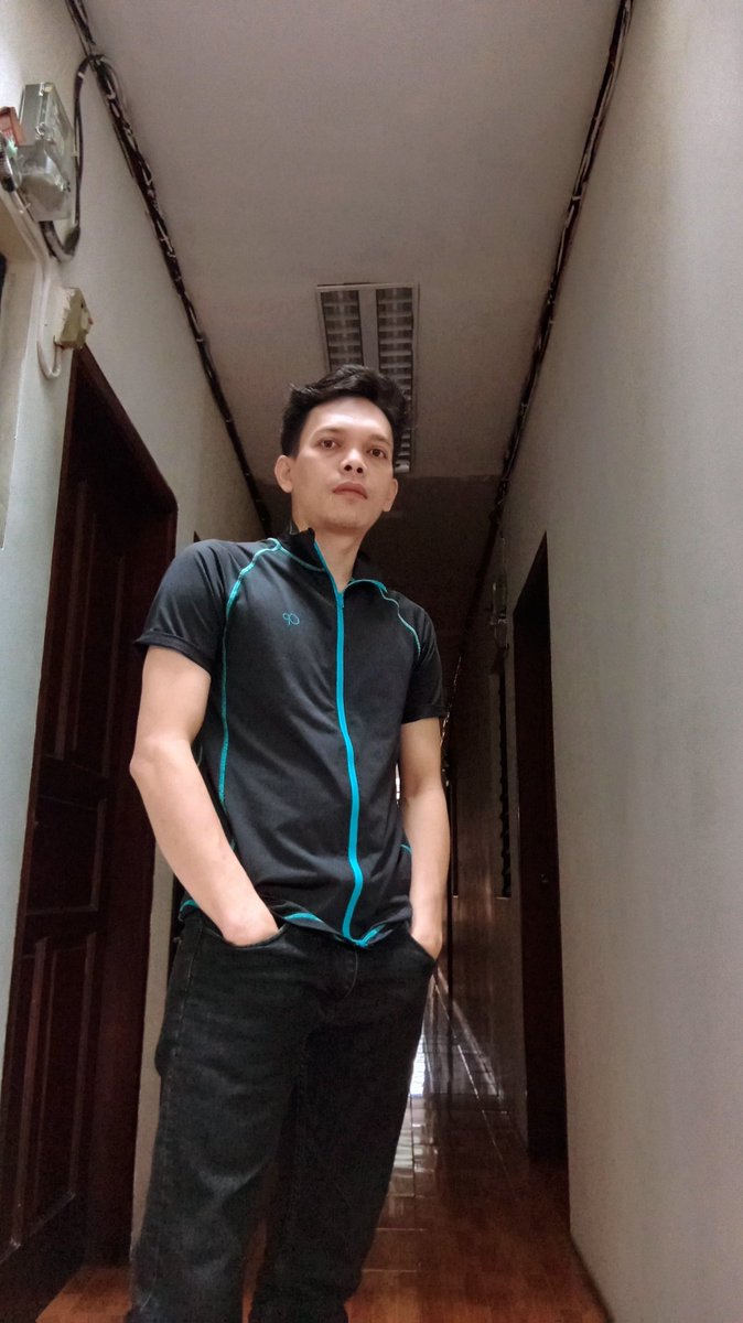 M4554931's tweet photo. Sedia open Vcs, 
Mssg,khusus hari weekend.
087861450255 https://t.co/HIGjUr1HB8