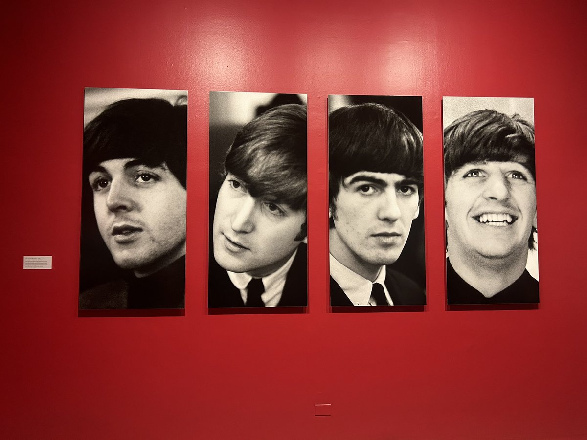 bellarosediaz's tweet photo. My Pentax and @PaulMcCartney ‘s 📸 Celebrated McLennon Day by visiting the exhibit at the Brooklyn Museum https://t.co/j0Sg5TxiQq