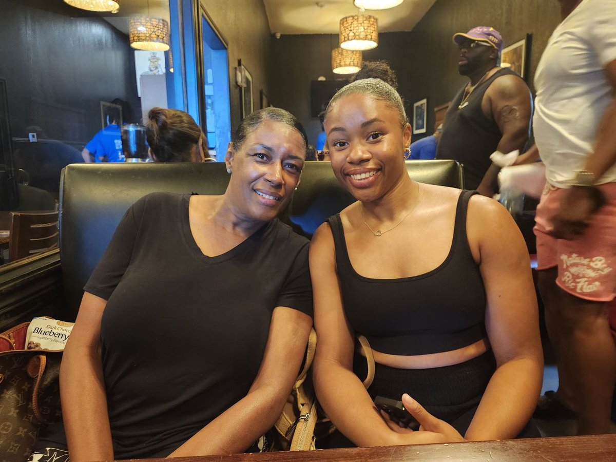 Enjoying  New Orleans with my youngest. <a href="/Kierra_24/">kiki</a>