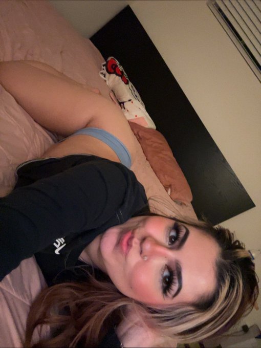 cuddles?? 🧿 https://t.co/AioV6ICtIy