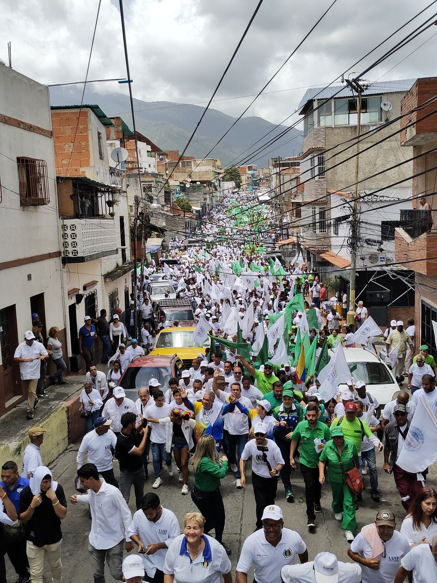Roberto Sanchez Fortoul tweet media