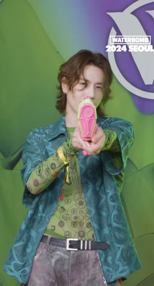 ladda_yugyeom's tweet photo. ใจนะไม่ใช่ของเล่น ถ้าจะเล่นก็มาเล่นที่ห้อง🤭
🔫💦💦💦💛🌼💚
#YUGYEOM #유겸 @yugyeom
#GOT7 #IGT7 @GOT7
#WaterbombSeoulxYUGYEOM https://t.co/ECEnjhMP6X