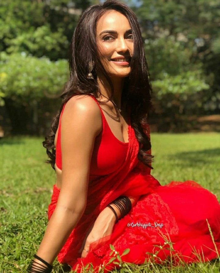 Simping_SJ's tweet photo. Always bela 

#SurbhiJyoti https://t.co/psJXuVuiCV