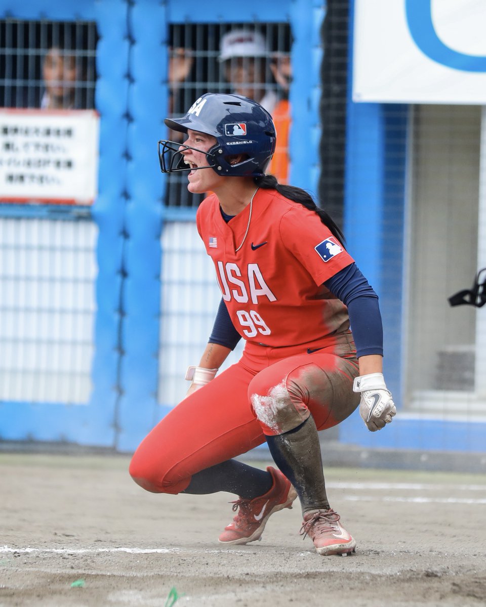 USASoftballWNT's tweet photo. 𝗚𝗮𝗺𝗲 𝟮 𝗳𝗿𝗮𝗺𝗲𝘀 📸
📍 Mt. Fuji
@USASoftball | #USElite https://t.co/CgdL5oOTA9