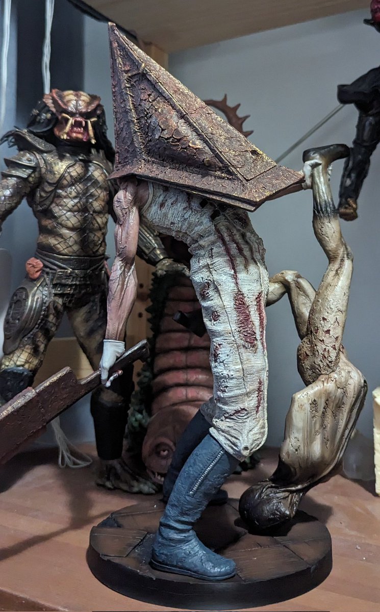 ltc_1217's tweet photo. レッドピラミッドシング
Pyramid Head
#silenthill #サイレントヒル https://t.co/EBGCJotm2X