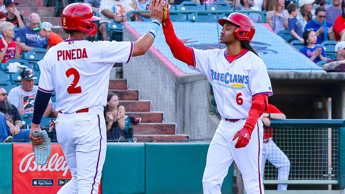 BlueClaws's tweet photo. Four BlueClaws home runs, including a monster blast by Emaarion Boyd, and a 7-6 Saturday night win over Wilmington!
https://t.co/EIBianyzjf https://t.co/ZufGO9RRat