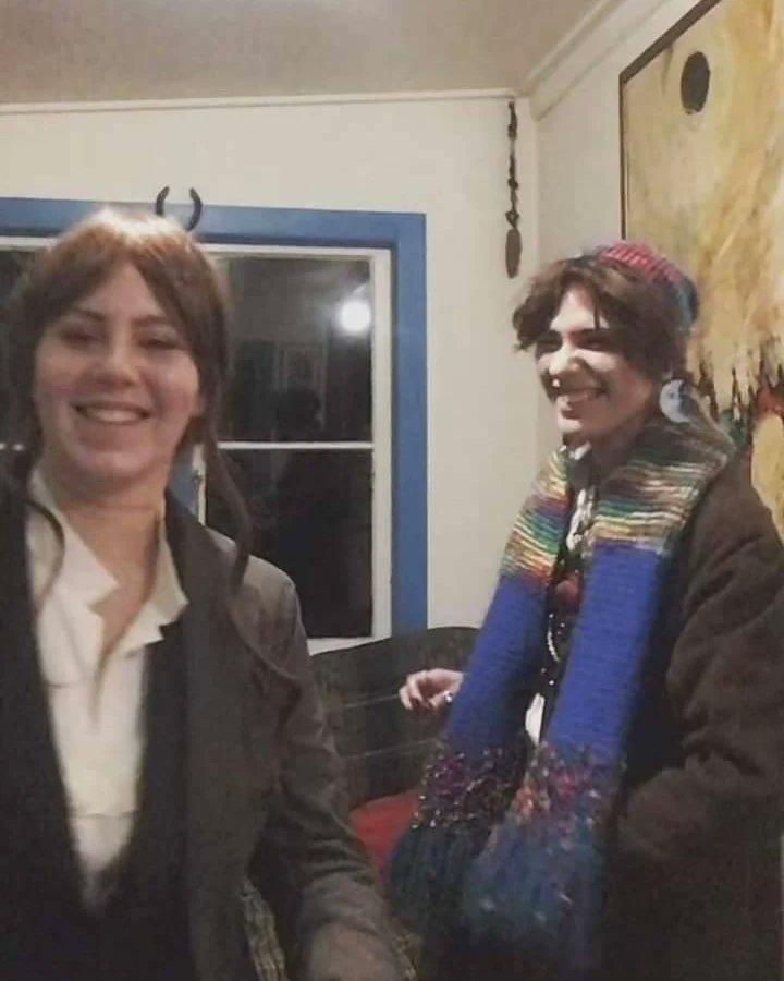 HydeRedacted's tweet photo. I appreciate how Abigail's first step for making friends was walking into their house and just not leaving. That should work, and yet she gained two friends immediately
#jackaby #jackabyseries #rfjackaby #cosplay #abigailrook #abigailrookcosplay #jackabycosplay #rfjackabycosplay https://t.co/fy0k8sCABl