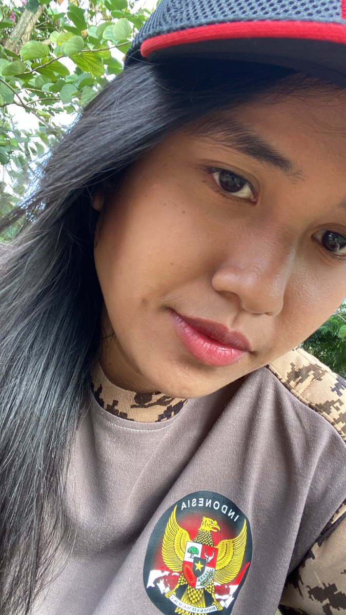 ningsujati's tweet photo. Wajahku dibilang baby face. Asik https://t.co/VhuZs7C46W