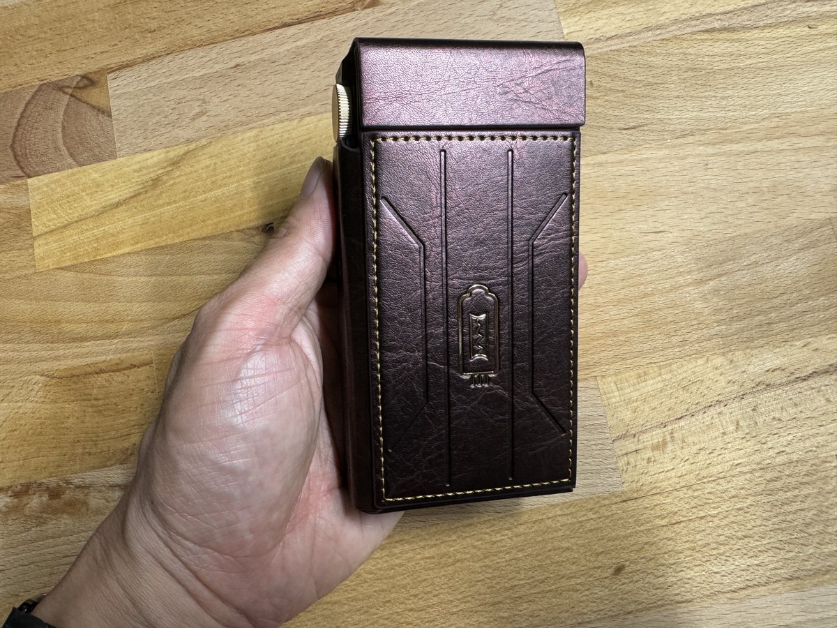 新商品】 Cayin N3Ultra純正レザーケース（カラー：パープル