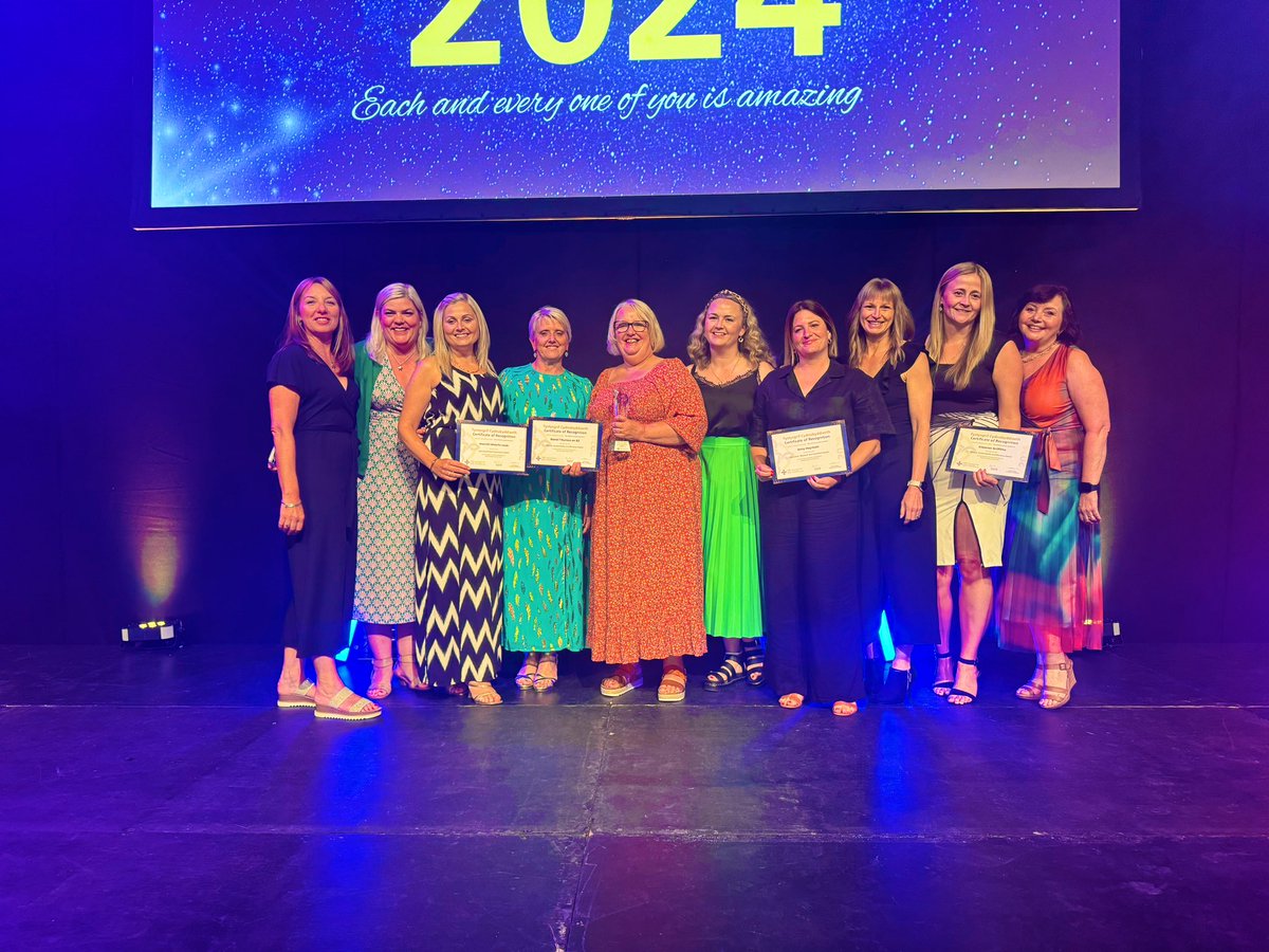 lck1993's tweet photo. Such a wonderful evening on Friday, so many inspiring people, not only colleagues, but friends too #abuhbstaffrecognition #proud #team @ABUHB_Maternity @CEOabuhb @AmyHayman_ @LesleyAnnBushe1 @samjhunt85 https://t.co/7de3oHcHKi