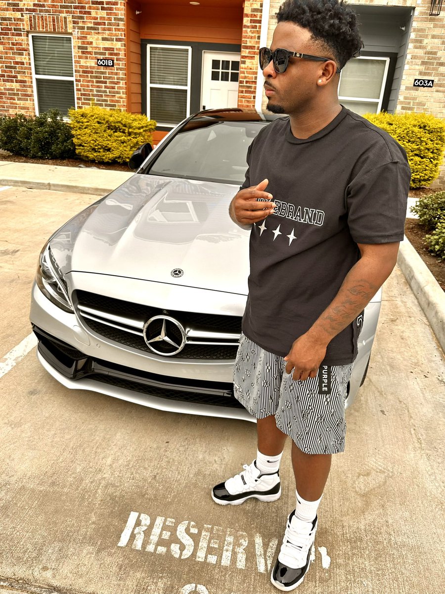 BiG SLICK 😈 tweet media