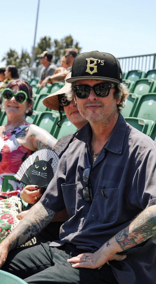 Thank you <a href="/billiejoe/">Billie Joe Armstrong</a> of <a href="/GreenDay/">Green Day</a> for supporting us and other local sports groups in Oakland, loved having you!