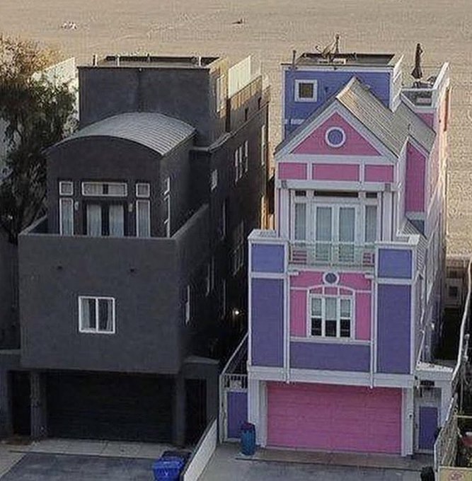 2 pic. They are the same your honor https://t.co/NWmrFJsSVs<a href="/tag/silenthill2remake"class="tags"><span>#silenthill2remake</span></a>