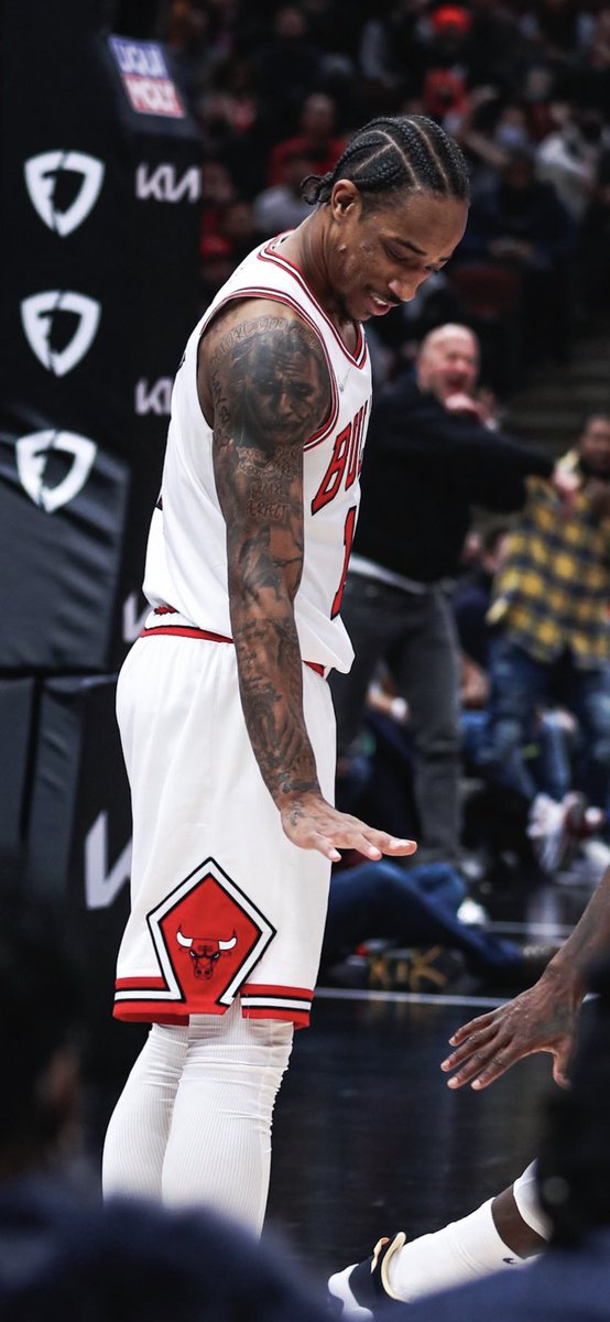 ChivoZAWK's tweet image. We will always have New Years Day 2022. Thank you Demarvelous #ComptonsFinest