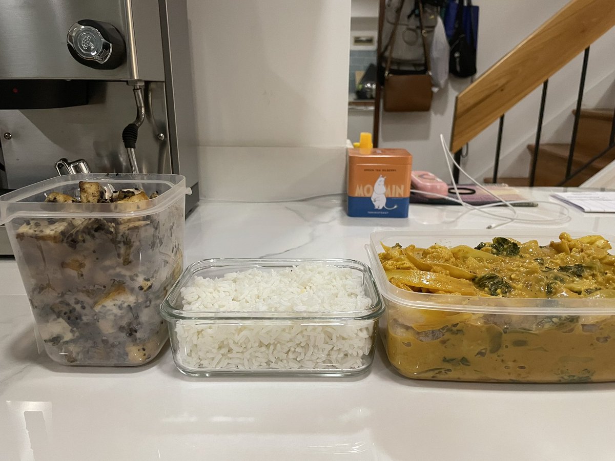 A reality show where people compete to place leftover food in boxes. Judges score based on how tightly it fits without squishing the food.