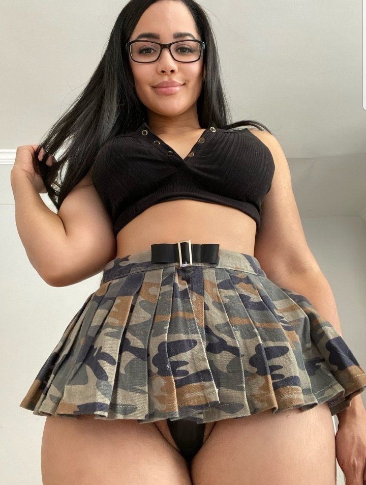 Imnailah__'s tweet photo. DADDY CAN YOU SPOIL ME 🍆🤑😝♥️ https://t.co/MTAHhm2Z3V