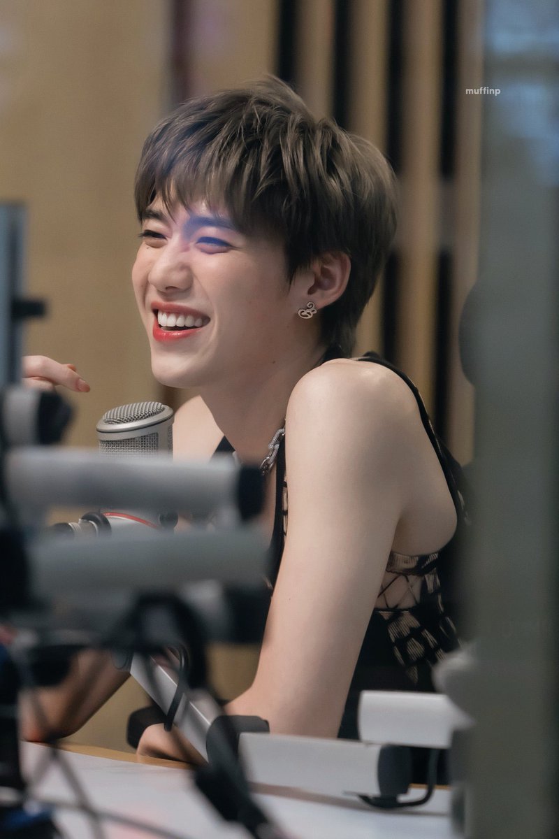 besttuesdaeever's tweet photo. : ยังเขินสิ่งนี้อยู่อีกหรอ
: ตลอดไป https://t.co/exgKdqH9wj