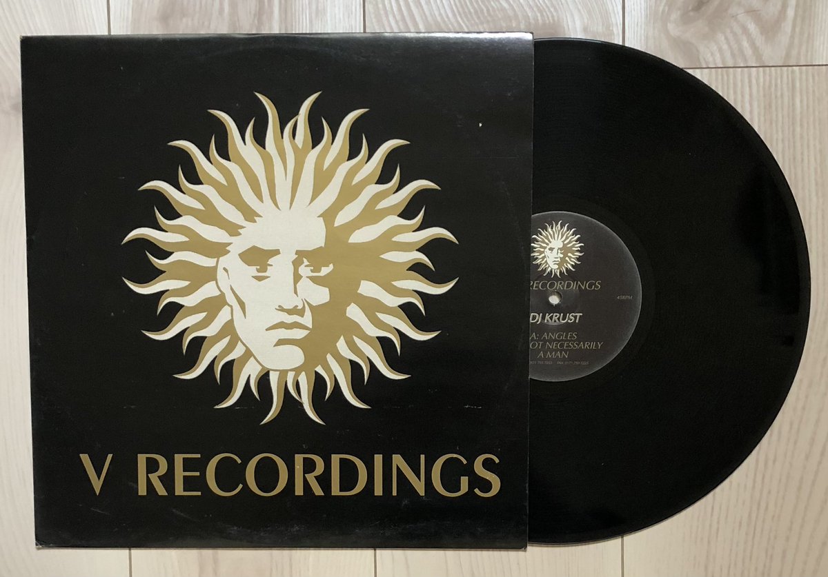 JUNGLER0CK's tweet photo. 【junglemaniarecordsより】V関連 他アップしました！ https://t.co/8jHHZgFm9i  #drumandbass #drumnbass #jumpupdnb #vinyl #Record #Jungle #Raggajungle #Ragga #Vinylporn #Vinylpost https://t.co/K72Gztovgx