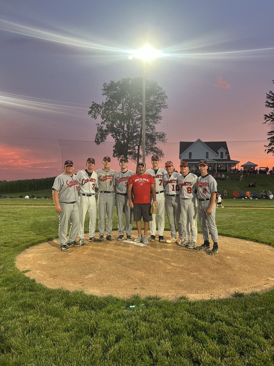 bill_capaldo's tweet image. I can’t say it enough how much I love our North Polk Community! What a great night at Moeckly Farms “Field of Dreams” Hundreds showed up to support our Comets and enjoy a fun night! Special thanks to @NPolkbaseball , Fareway, Home State Bank and of course the Moeckly family!