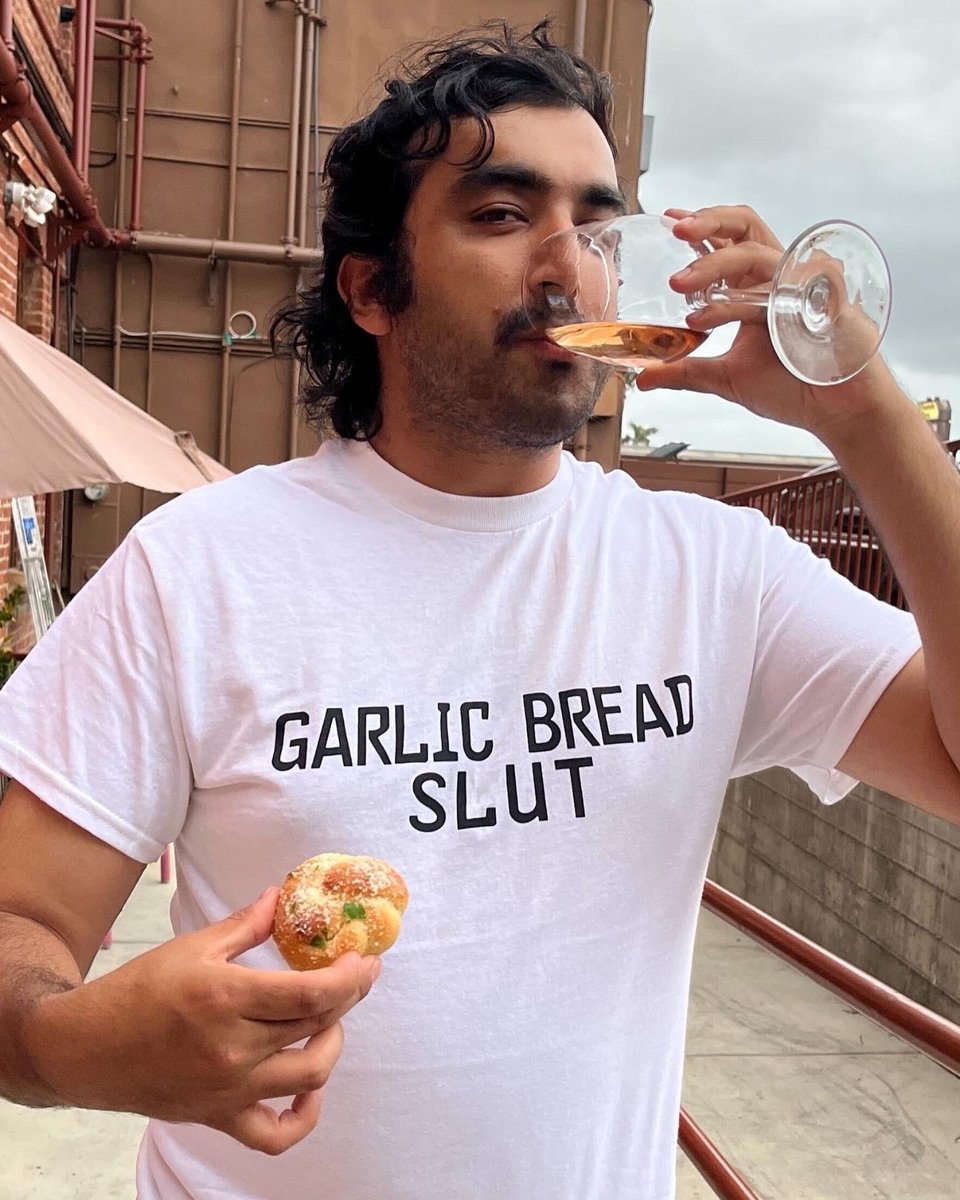 shirtsthtgohard's tweet photo. https://t.co/sfNCOFLUaz
