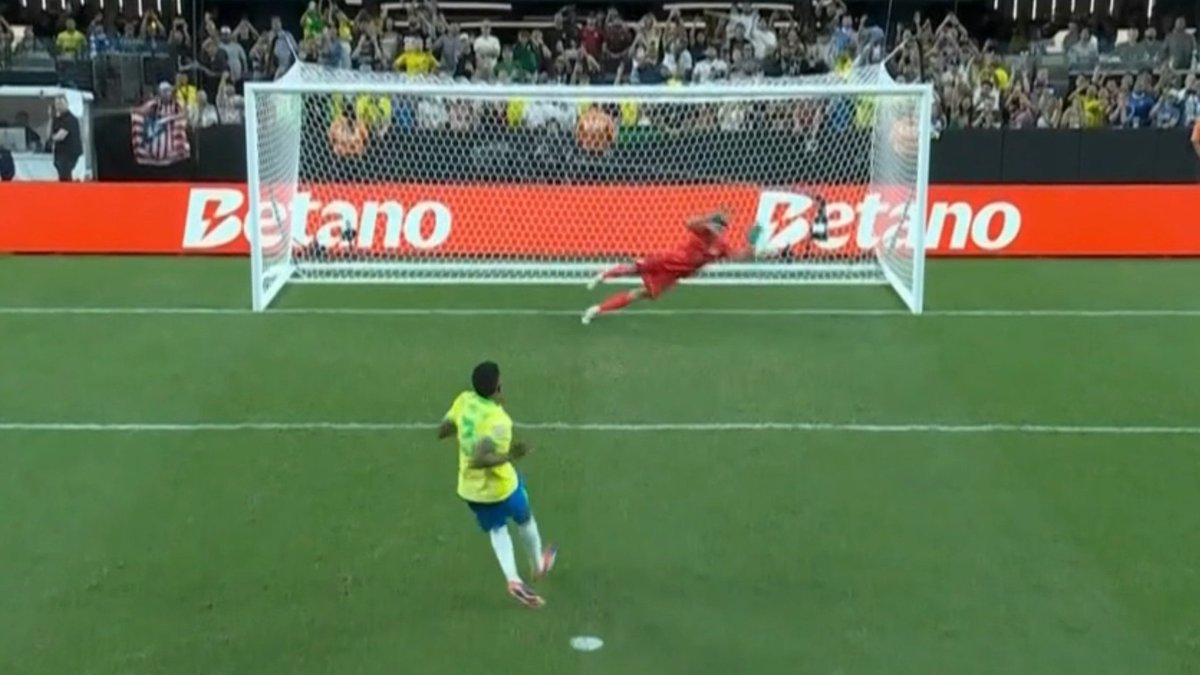 Militão viciado em errar (em todos os sentidos possíveis)